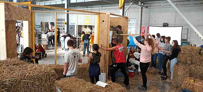 La construction paille s'invite dans les Écoles d'Architecture