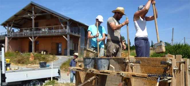 Oïkos sur la paille, on a besoin de vous